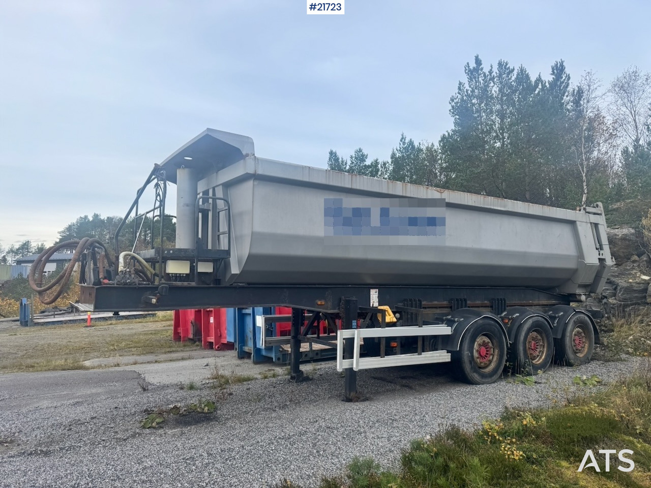 Carnehl 2006 Carnehl Tippsemi - Félpótkocsi billenőplatós: 3 kép. Carnehl 2006 Carnehl Tippsemi - Félpótkocsi billenőplatós: 3 kép.