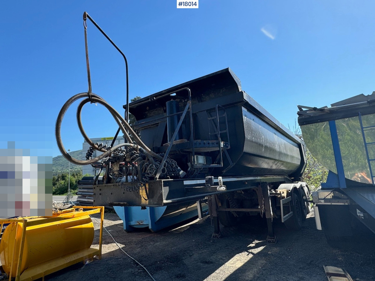 Carnehl Tippsemi - Félpótkocsi billenőplatós: 1 kép. Carnehl Tippsemi - Félpótkocsi billenőplatós: 1 kép.