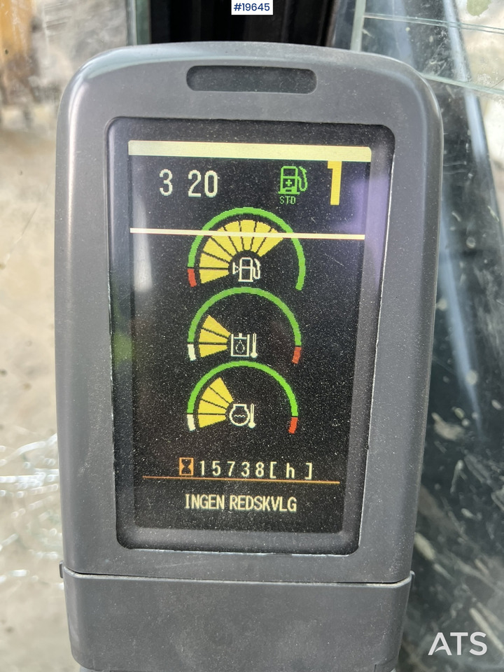 Kotrógép Caterpillar 323D: 31 kép.