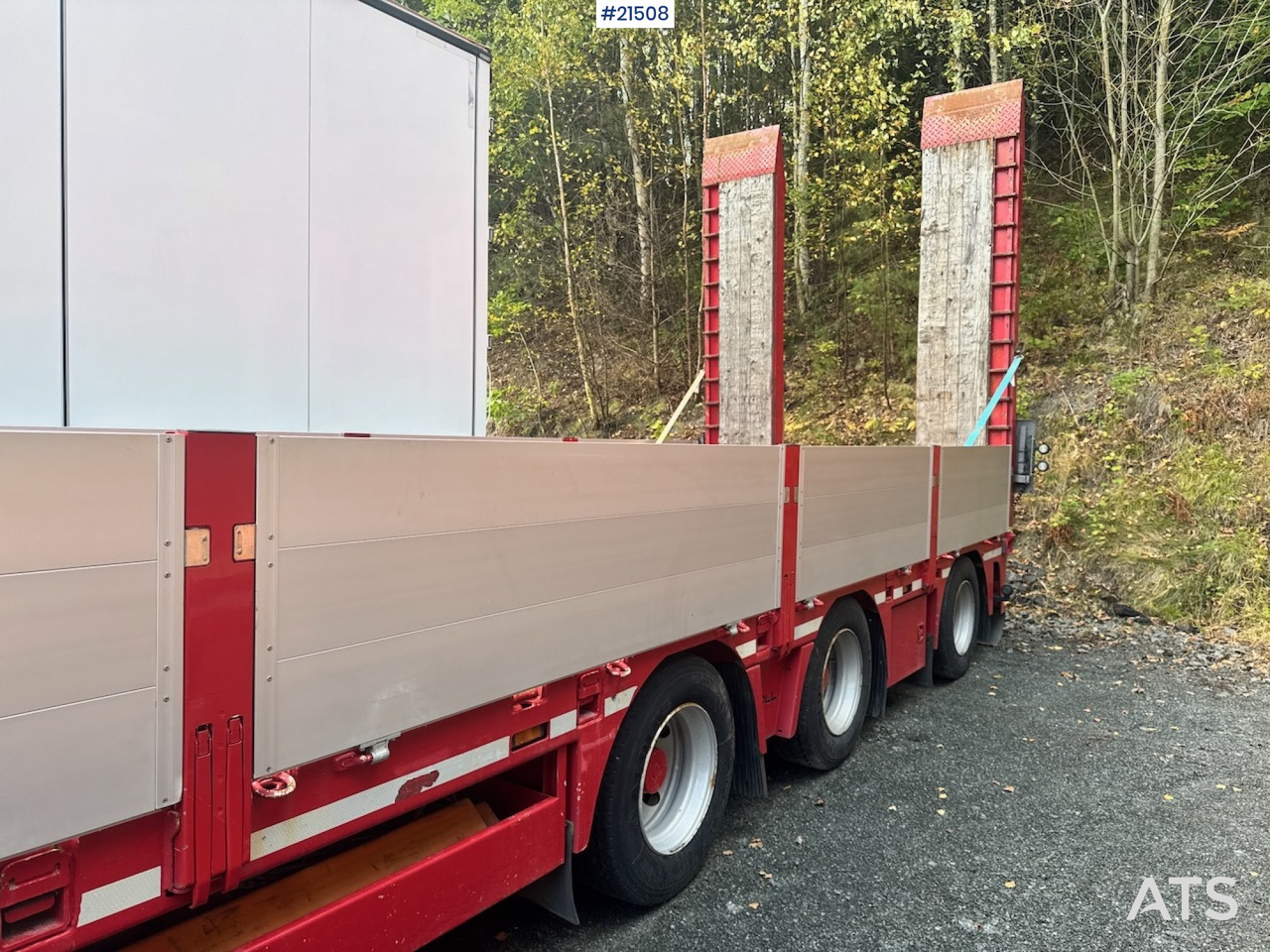 Doll Doll Maskinsemi m/ Bredding og Hydrauliske bruer - Félpótkocsi mélybölcsős: 4 kép. Doll Doll Maskinsemi m/ Bredding og Hydrauliske bruer - Félpótkocsi mélybölcsős: 4 kép.