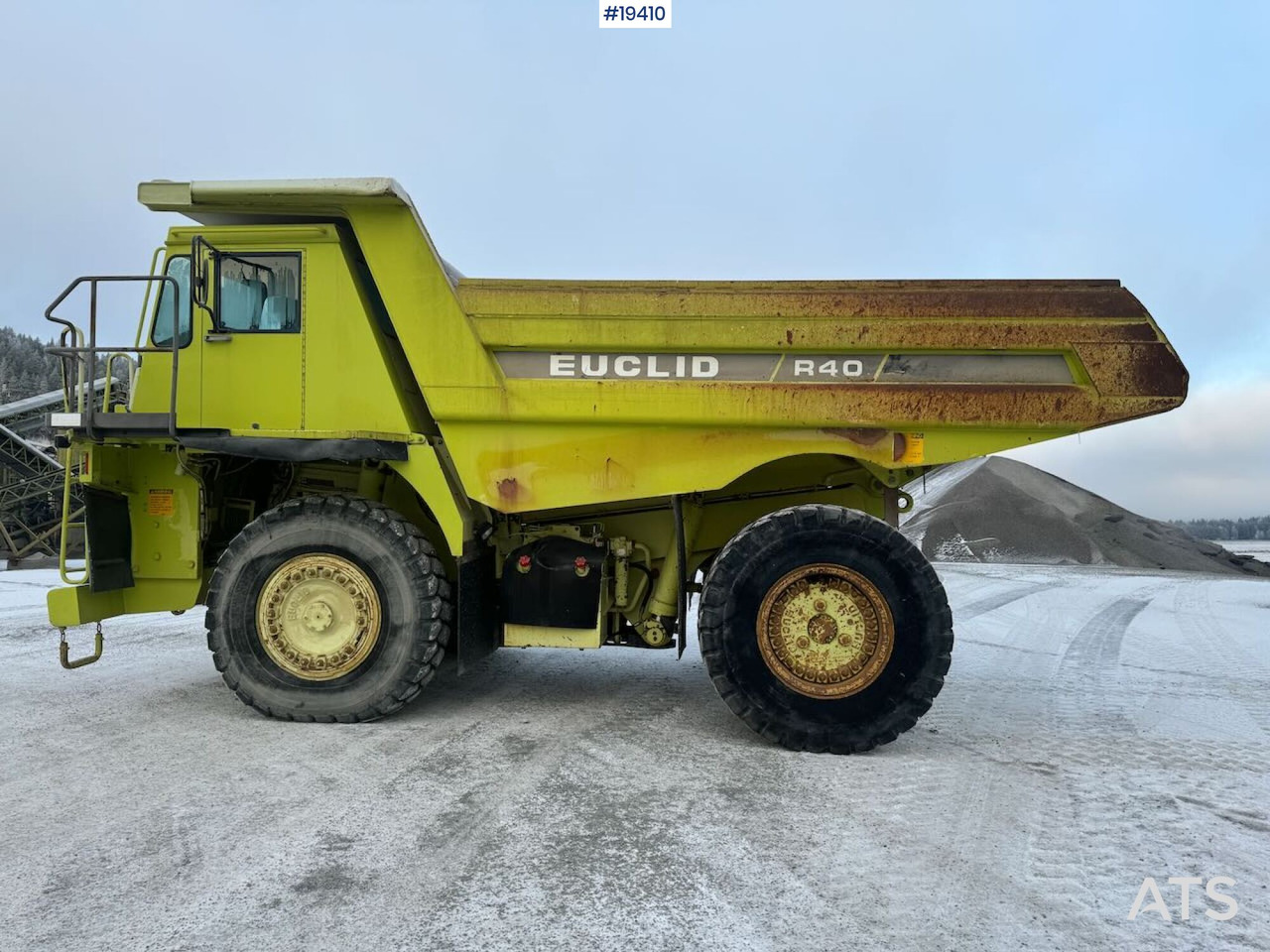Dömper Euclid R40C: 9 kép.