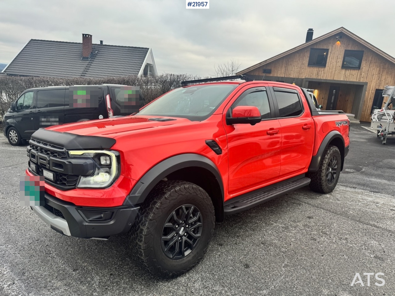 Ford Ranger Raptor - Autó: 2 kép. Ford Ranger Raptor - Autó: 2 kép.