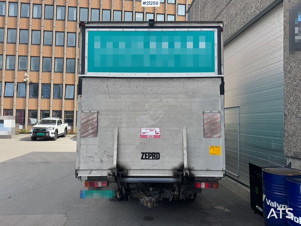 Ford TRANSIT - Dobozos kisteherautó: 5 kép. Ford TRANSIT - Dobozos kisteherautó: 5 kép.