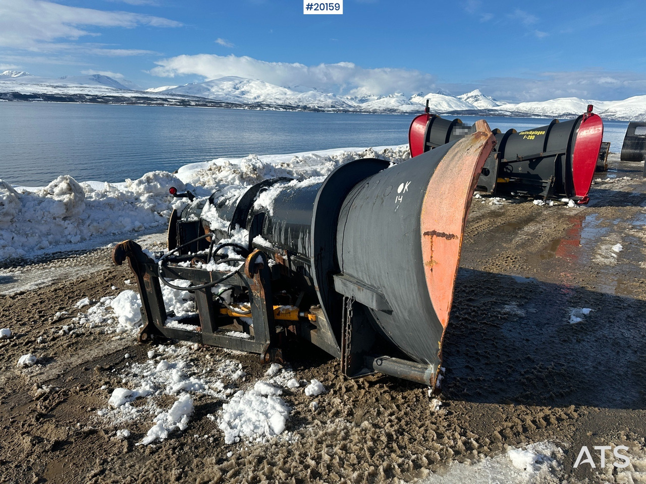 Hóeke GMI LDA 265S: 6 kép.