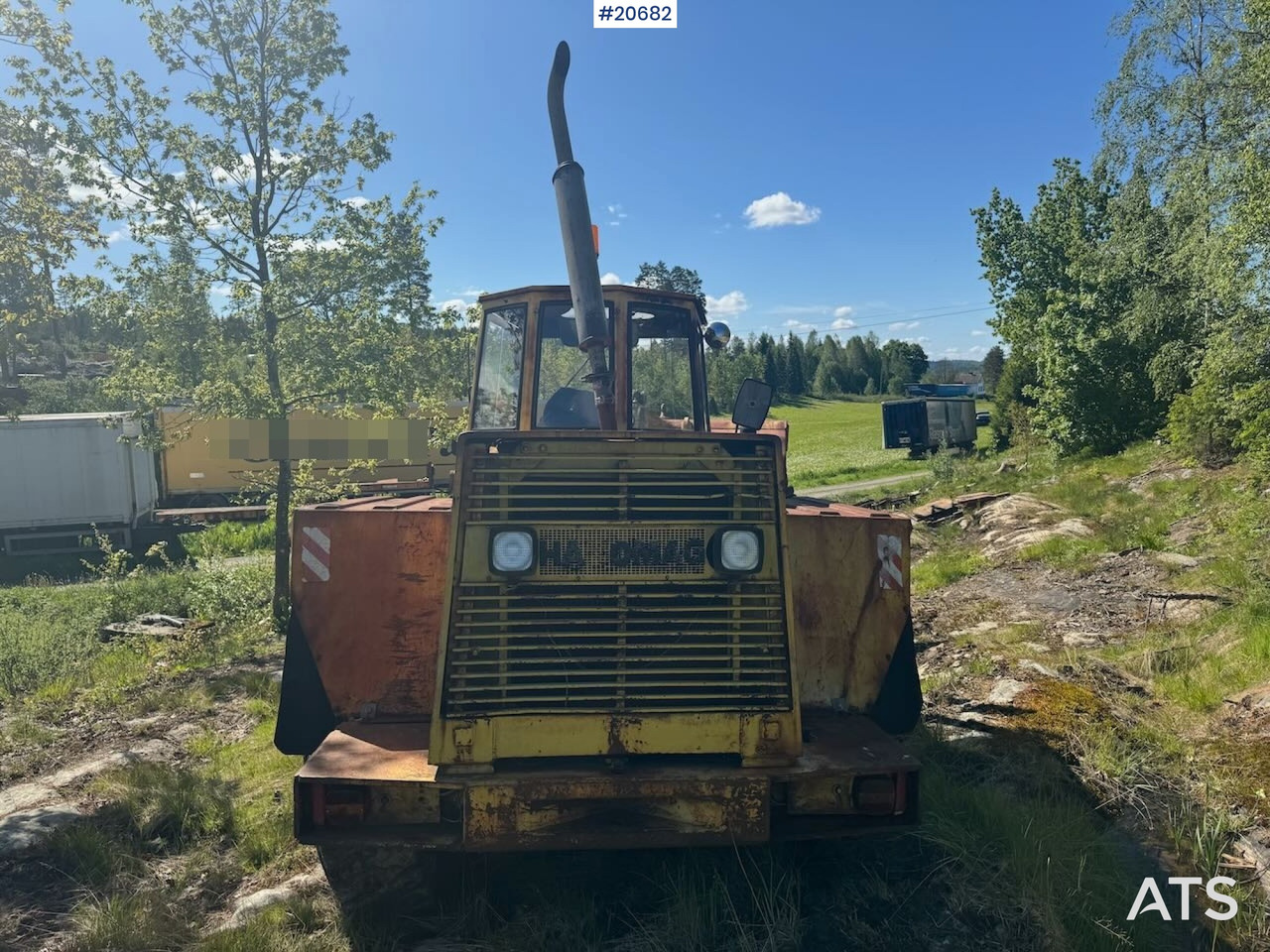 Hanomag 44 - Gumikerekes homlokrakodó: 4 kép. Hanomag 44 - Gumikerekes homlokrakodó: 4 kép.