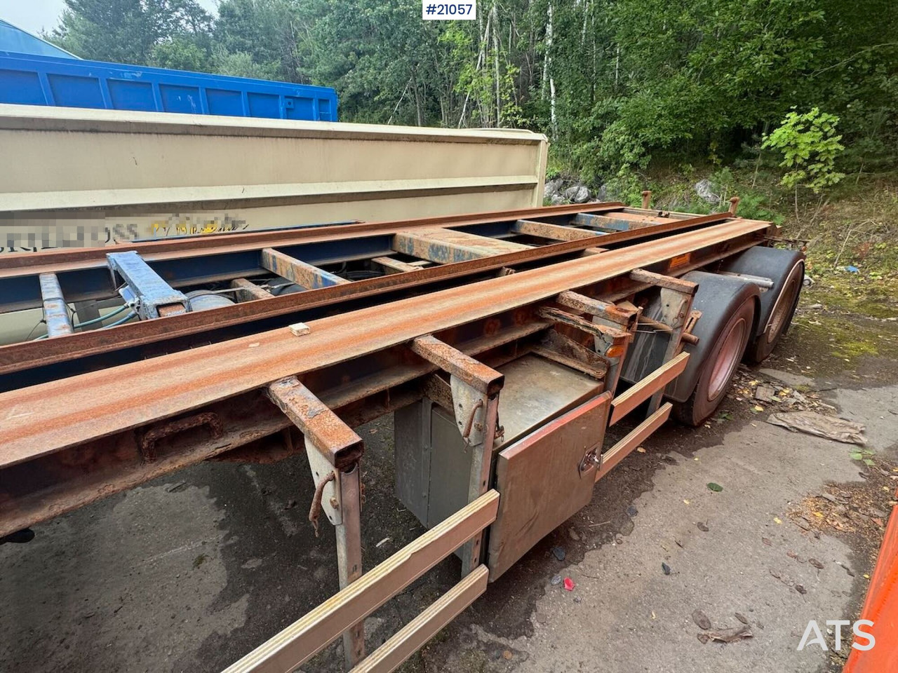 Istrail Krokhenger - Multiliftes/ Konténerszállító pótkocsi: 5 kép. Istrail Krokhenger - Multiliftes/ Konténerszállító pótkocsi: 5 kép.