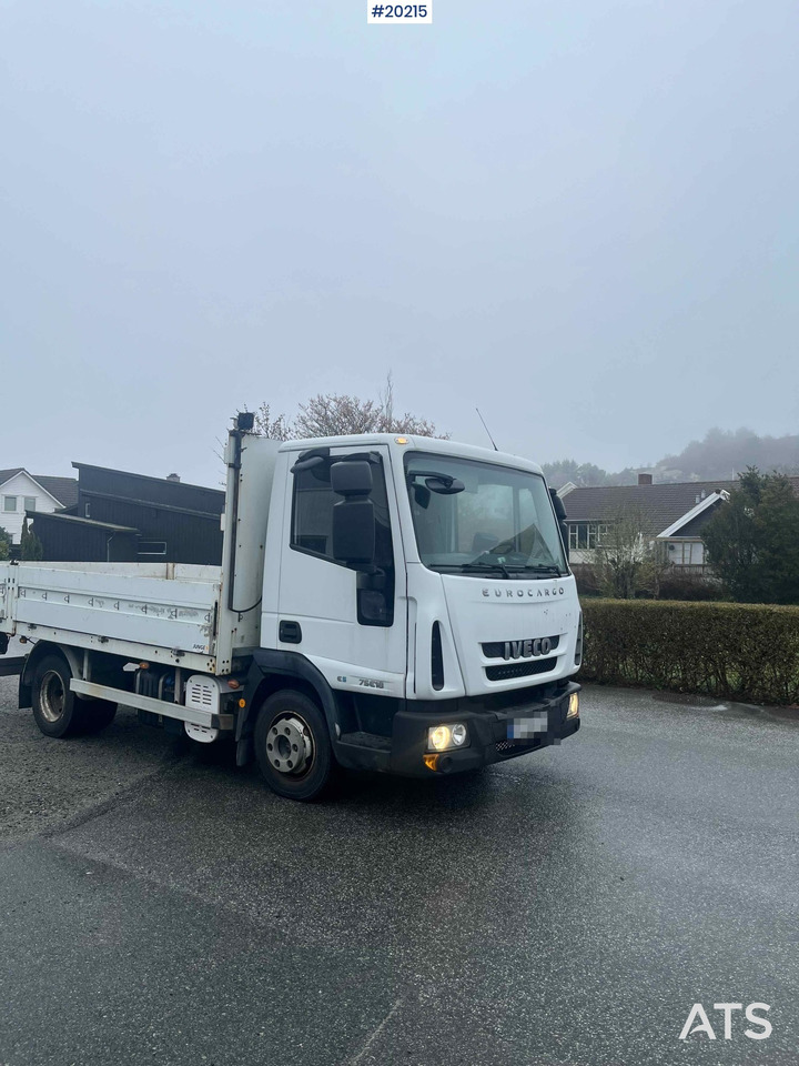 Iveco EUROCARGO 4x2 Planbil - Platós teherautó: 4 kép. Iveco EUROCARGO 4x2 Planbil - Platós teherautó: 4 kép.