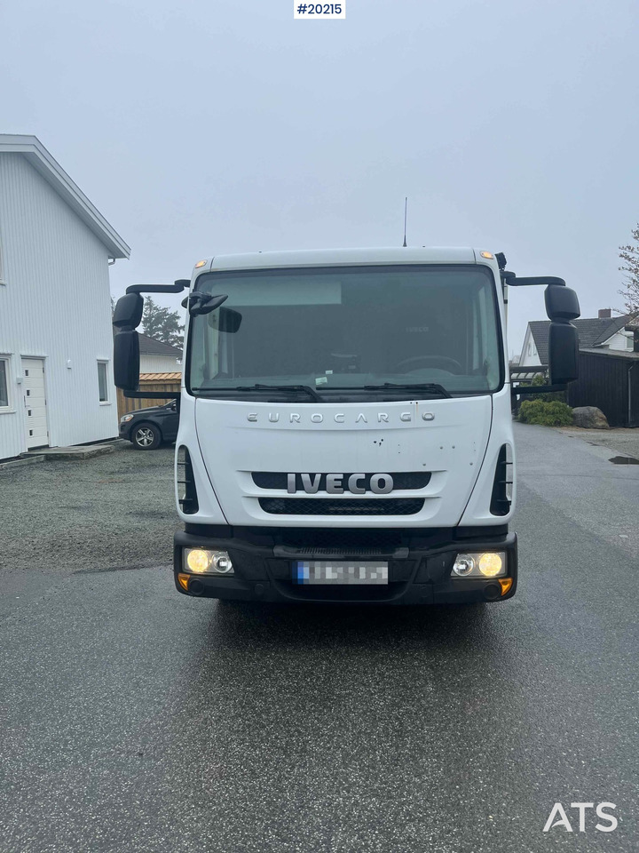 Iveco EUROCARGO 4x2 Planbil - Platós teherautó: 5 kép. Iveco EUROCARGO 4x2 Planbil - Platós teherautó: 5 kép.