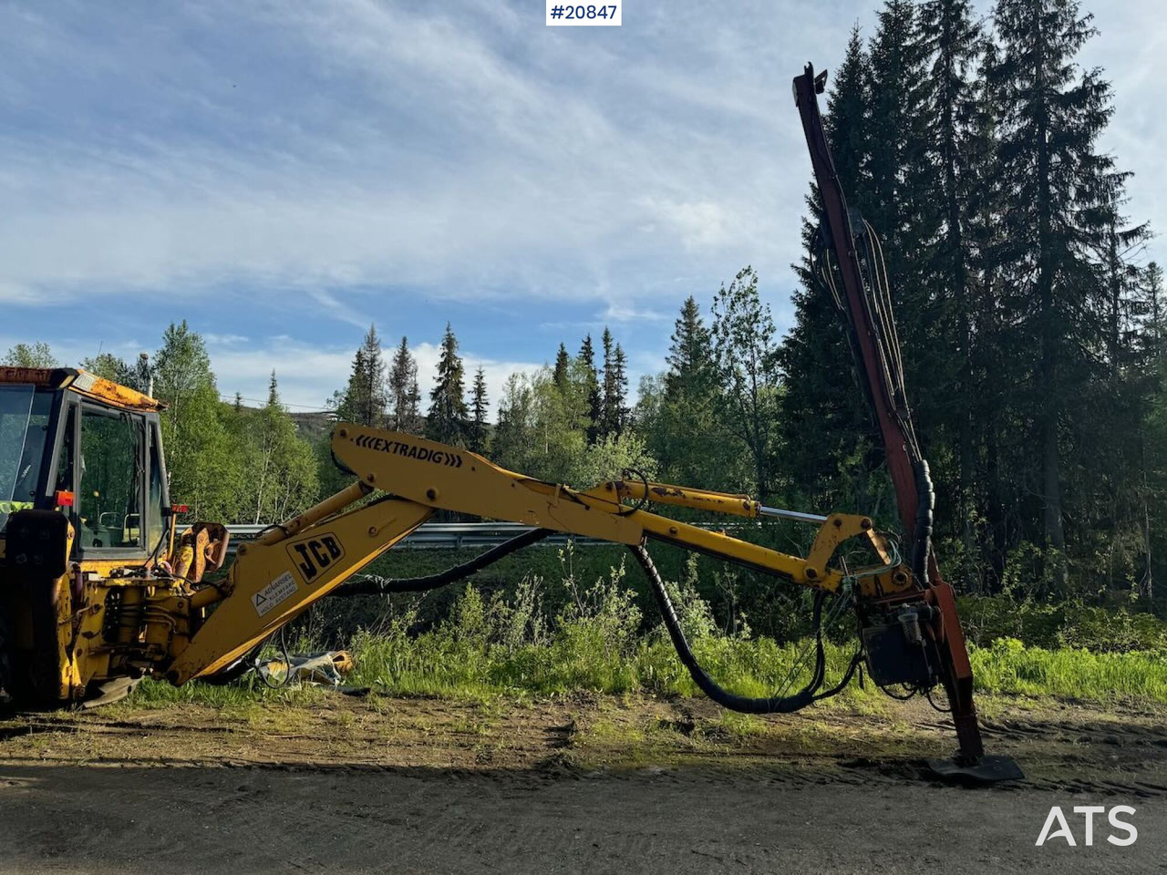 Jcb Traktorgraver - Kotrórakodó: 4 kép. Jcb Traktorgraver - Kotrórakodó: 4 kép.