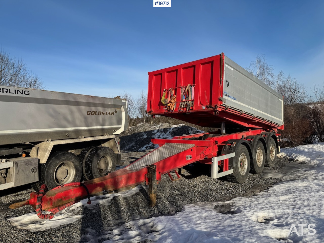 Kel-berg Trippelkjerre - Pótkocsi billenőplatós: 1 kép. Kel-berg Trippelkjerre - Pótkocsi billenőplatós: 1 kép.