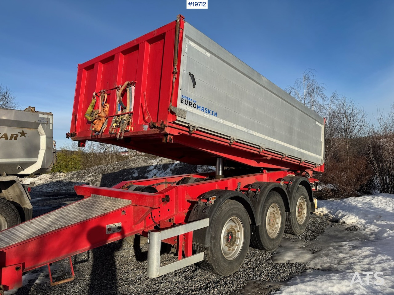 Kel-berg Trippelkjerre - Pótkocsi billenőplatós: 2 kép. Kel-berg Trippelkjerre - Pótkocsi billenőplatós: 2 kép.