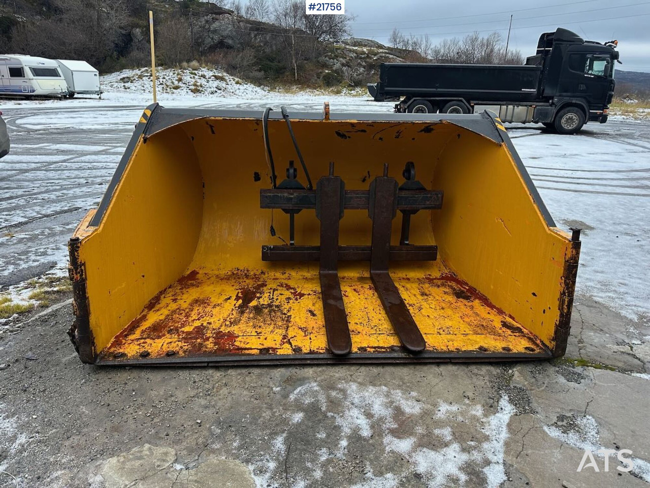 Klappvingeskuffe til hjullaster - Rakodókanál: 1 kép. Klappvingeskuffe til hjullaster - Rakodókanál: 1 kép.