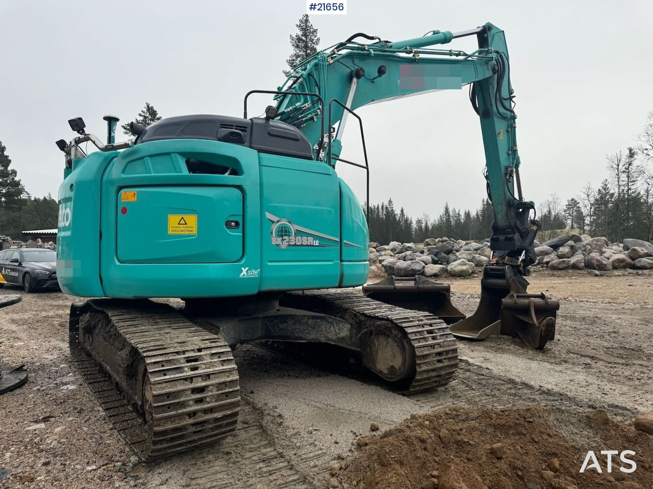 Kobelco SK230SRLC-5 Beltegraver m/ Tilt, Skuffe og GPS - Lánctalpas kotró: 5 kép. Kobelco SK230SRLC-5 Beltegraver m/ Tilt, Skuffe og GPS - Lánctalpas kotró: 5 kép.