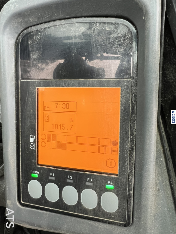 Minikotró Kobelco Sk25SR-6E Gravemaskin m/ pusseskuffe,graveskuffe og tilt: 31 kép.