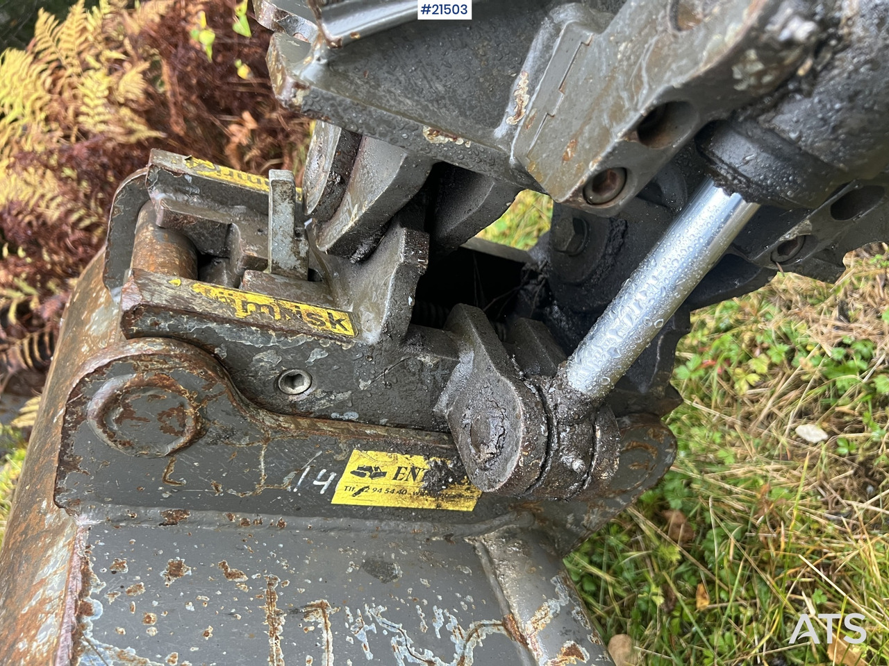 Minikotró Kobelco Sk25SR-6E Gravemaskin m/ pusseskuffe,graveskuffe og tilt: 23 kép.