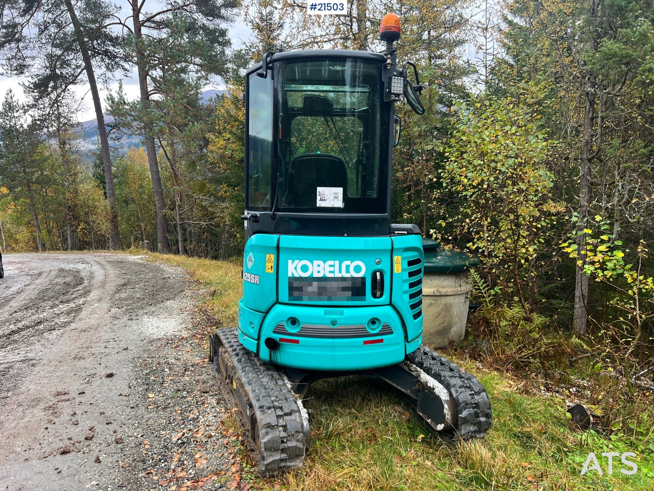 Minikotró Kobelco Sk25SR-6E Gravemaskin m/ pusseskuffe,graveskuffe og tilt: 12 kép.