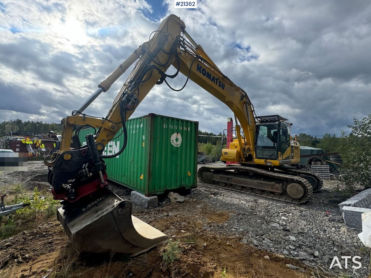 Komatsu PC290LC-11 Beltegraver m/ tilt og 2 skuffer - Lánctalpas kotró: 4 kép. Komatsu PC290LC-11 Beltegraver m/ tilt og 2 skuffer - Lánctalpas kotró: 4 kép.
