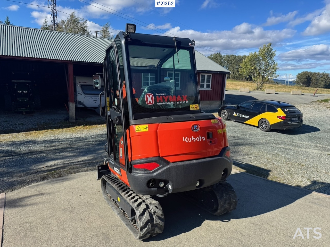 Kubota KX027-4 - Minikotró: 4 kép. Kubota KX027-4 - Minikotró: 4 kép.