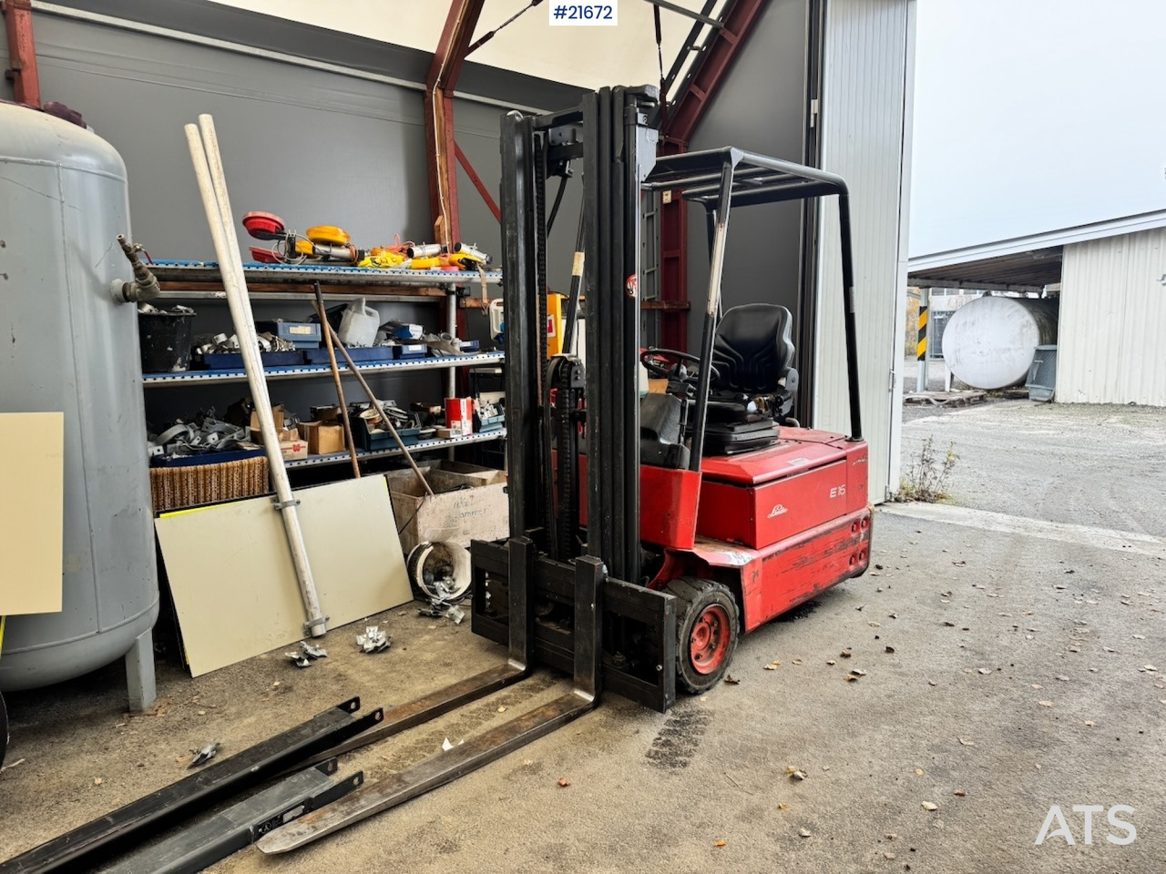 Linde Linde E16 EL Truck m/ forlengere. - Elektromos targonca: 1 kép. Linde Linde E16 EL Truck m/ forlengere. - Elektromos targonca: 1 kép.