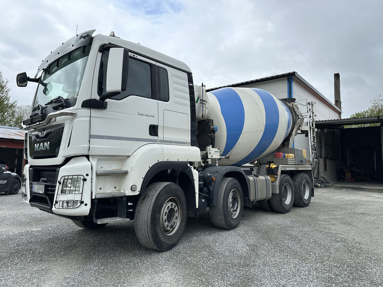 MAN TGS 35.510 8x4 betongbil med 9 meter hydr. renne (gullavtale) - Betonmixer: 1 kép. MAN TGS 35.510 8x4 betongbil med 9 meter hydr. renne (gullavtale) - Betonmixer: 1 kép.