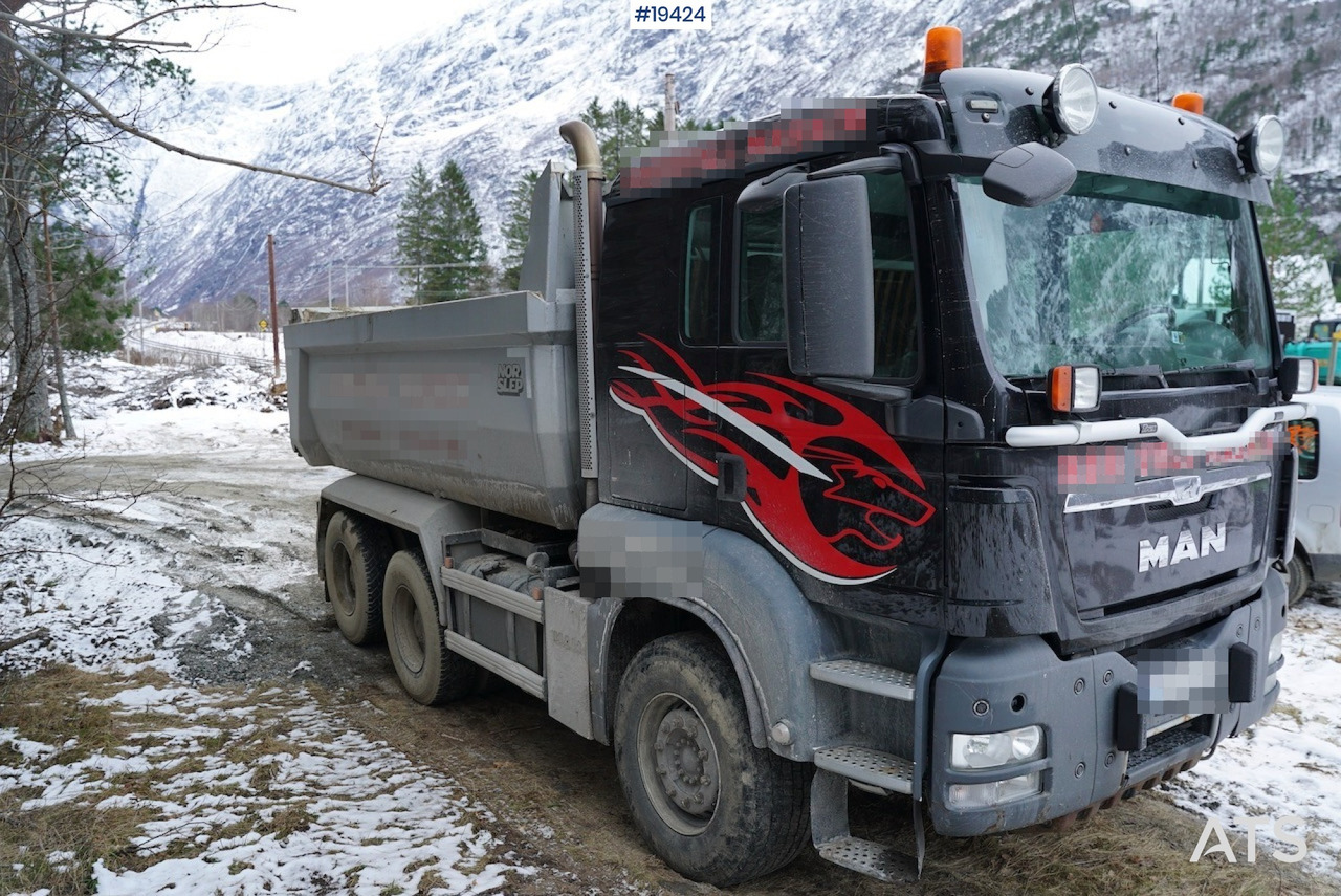 MAN TGS - Billenőplatós teherautó: 4 kép. MAN TGS - Billenőplatós teherautó: 4 kép.