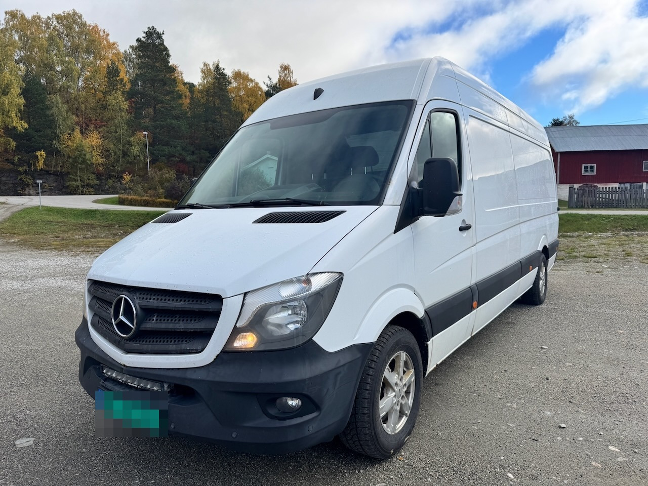 Mercedes-Benz SPRINTER - Furgon: 1 kép. Mercedes-Benz SPRINTER - Furgon: 1 kép.