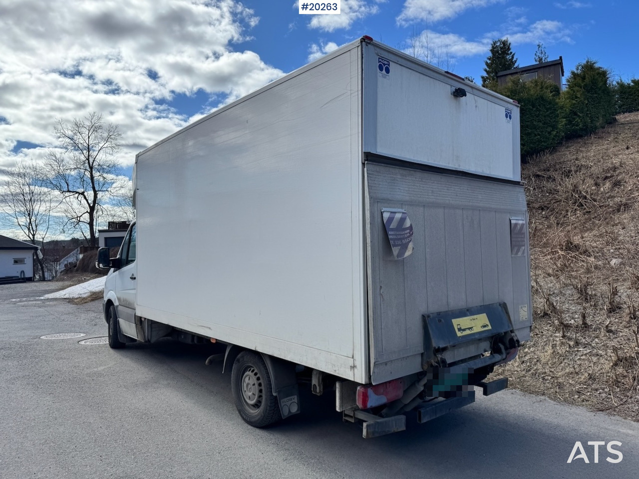 Mercedes SPRINTER - Furgon: 3 kép. Mercedes SPRINTER - Furgon: 3 kép.