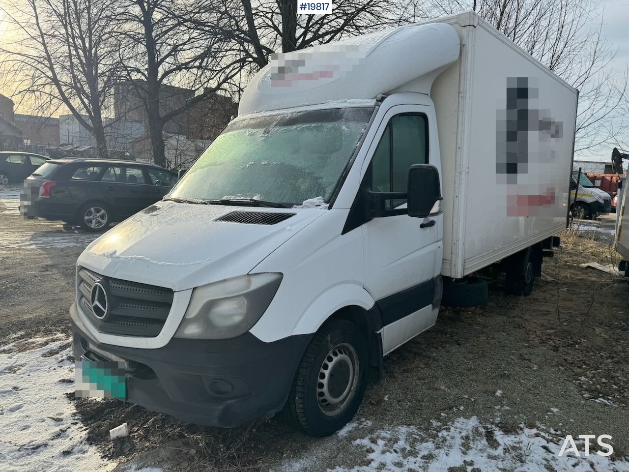 Mercedes SPRINTER - Dobozos kisteherautó: 1 kép. Mercedes SPRINTER - Dobozos kisteherautó: 1 kép.