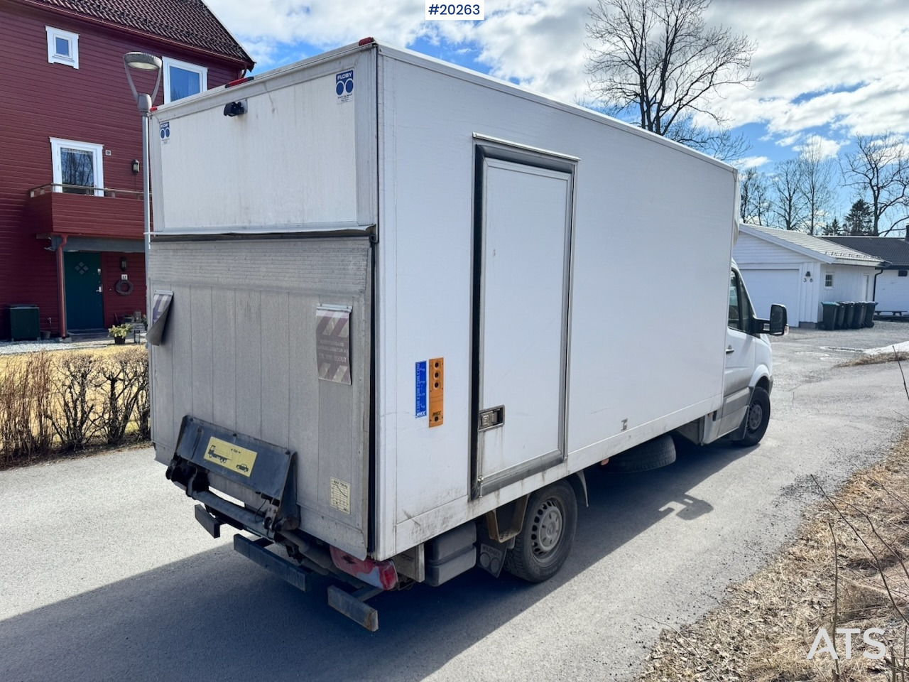 Mercedes SPRINTER - Furgon: 5 kép. Mercedes SPRINTER - Furgon: 5 kép.