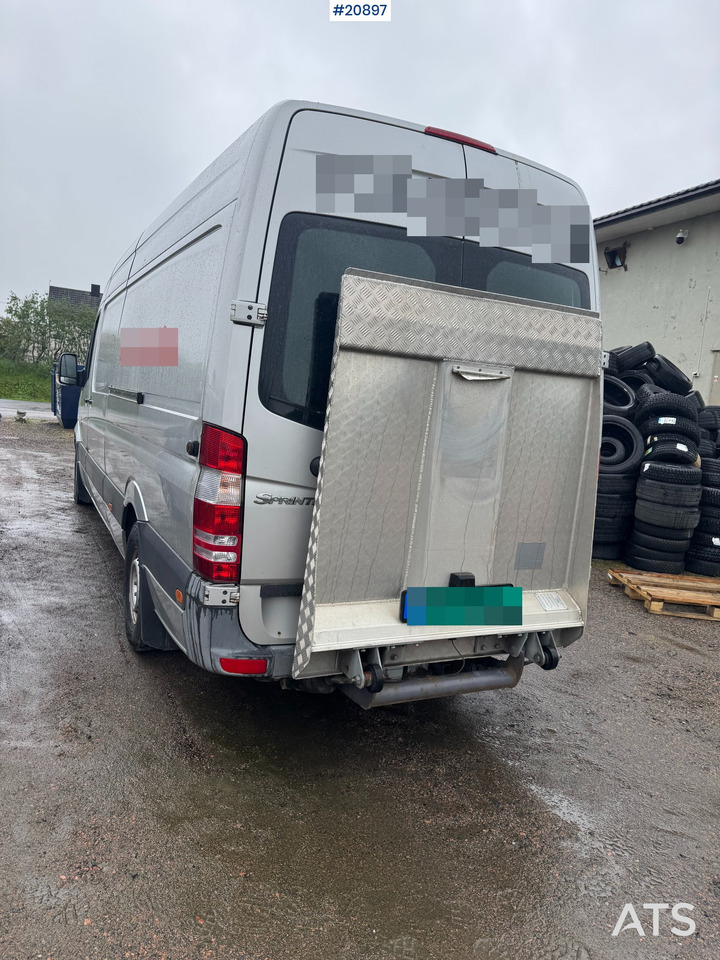 Mercedes sprinter 316CDI - Furgon: 2 kép. Mercedes sprinter 316CDI - Furgon: 2 kép.