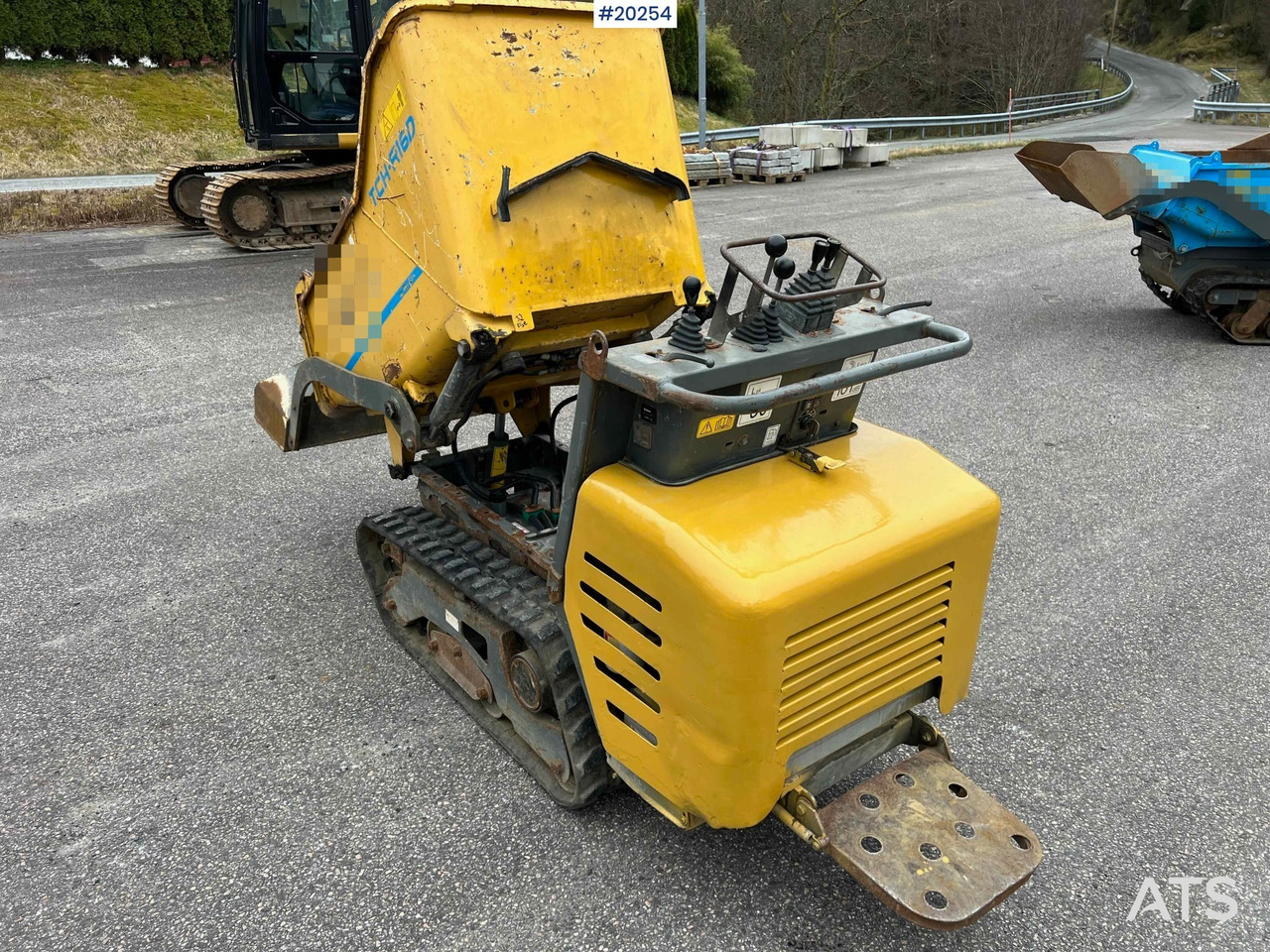 Messersi THC R16D12 - Dömper: 2 kép. Messersi THC R16D12 - Dömper: 2 kép.