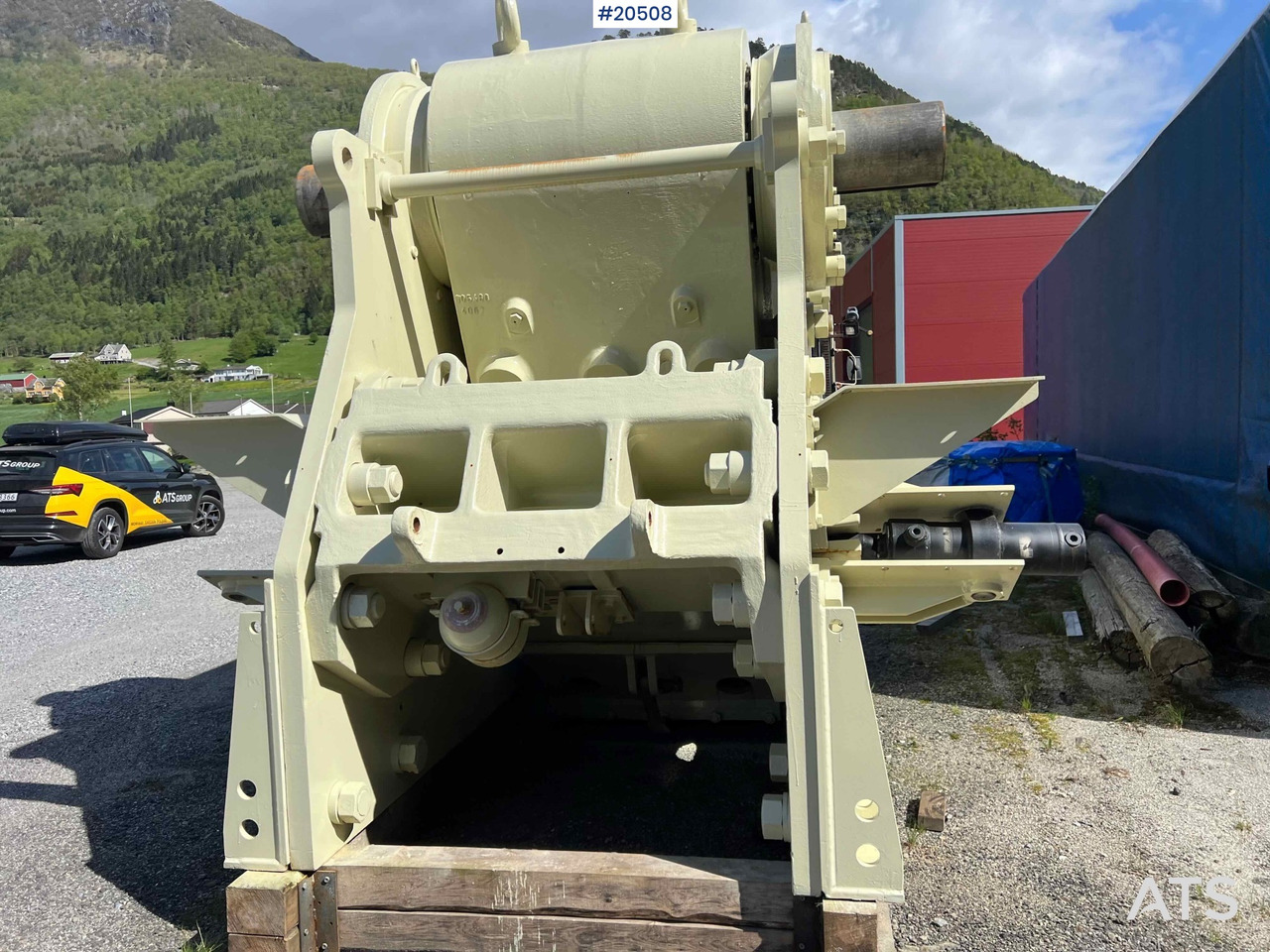 Metso C145 - Pofás törő: 2 kép. Metso C145 - Pofás törő: 2 kép.