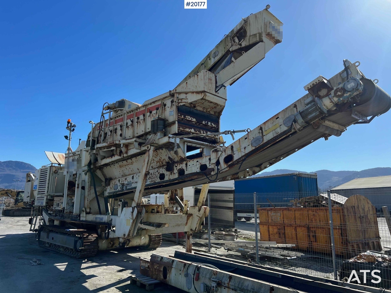 Metso Lokotrack - Mobil törőgép: 1 kép. Metso Lokotrack - Mobil törőgép: 1 kép.