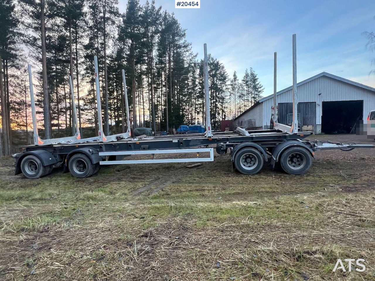 Mjølby Mjøby Tømmerhenger - Rönkszállító pótkocsi: 2 kép. Mjølby Mjøby Tømmerhenger - Rönkszállító pótkocsi: 2 kép.