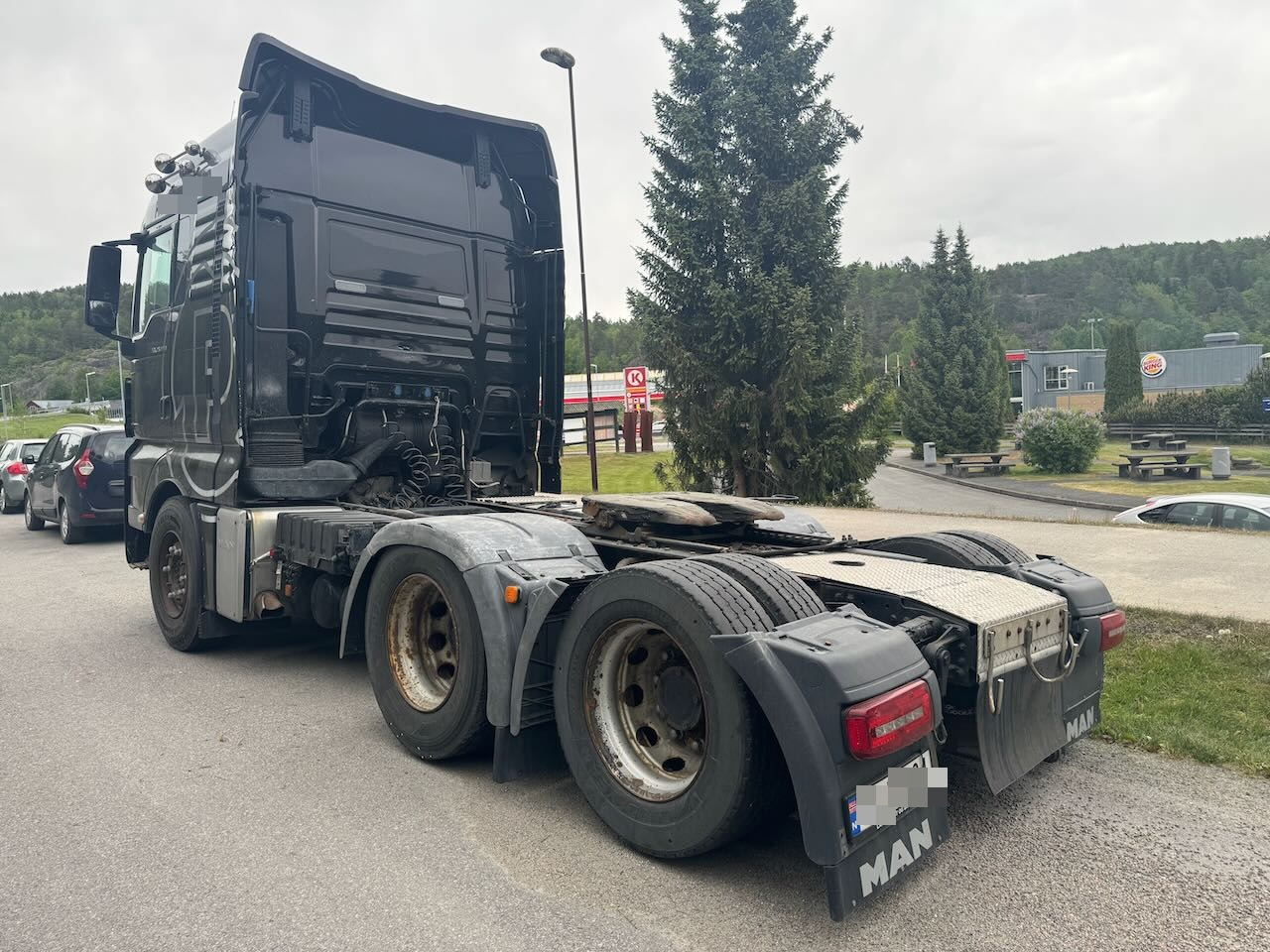 MAN TGX 28.440 - Nyergesvontató: 3 kép. MAN TGX 28.440 - Nyergesvontató: 3 kép.