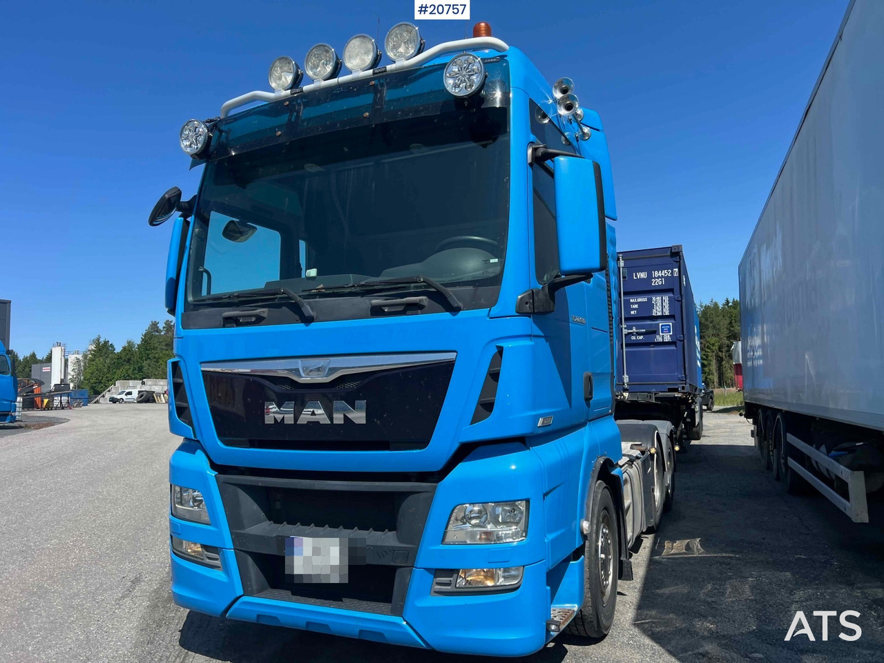 MAN TGX 28.480 - Nyergesvontató: 3 kép. MAN TGX 28.480 - Nyergesvontató: 3 kép.