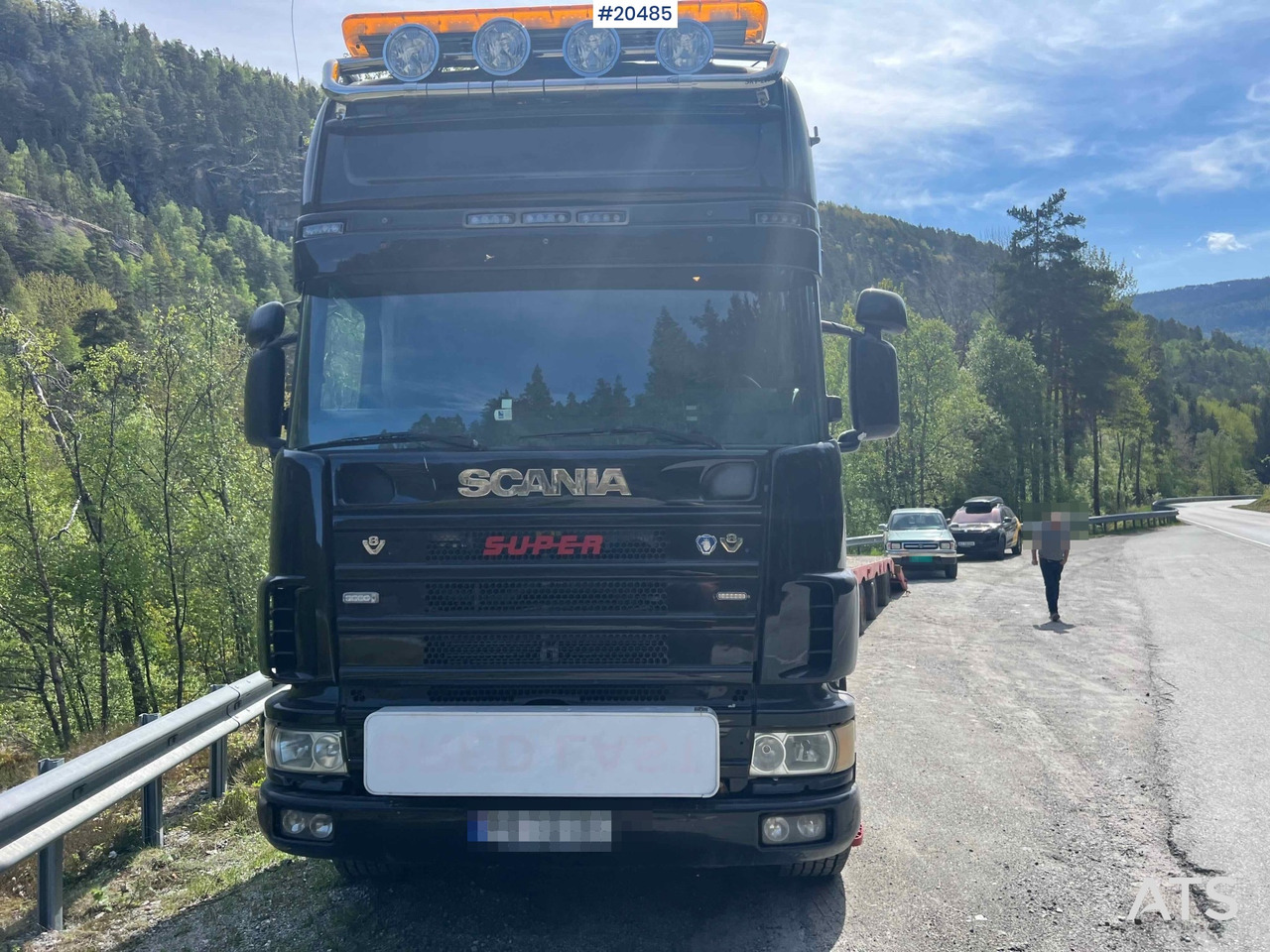 Nyergesvontató Scania R144: 6 kép. Nyergesvontató Scania R144: 6 kép.