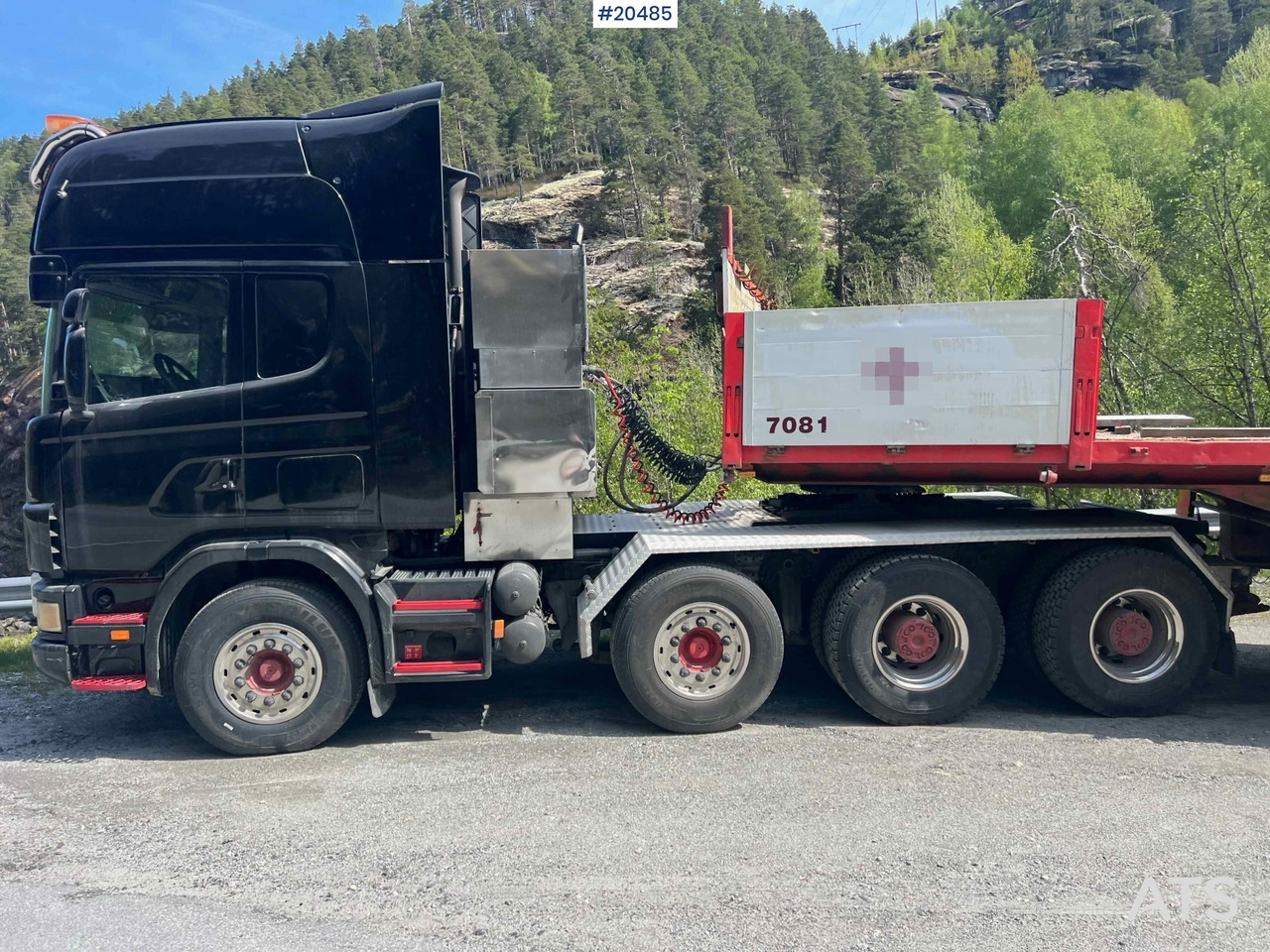 Nyergesvontató Scania R144: 14 kép. Nyergesvontató Scania R144: 14 kép.