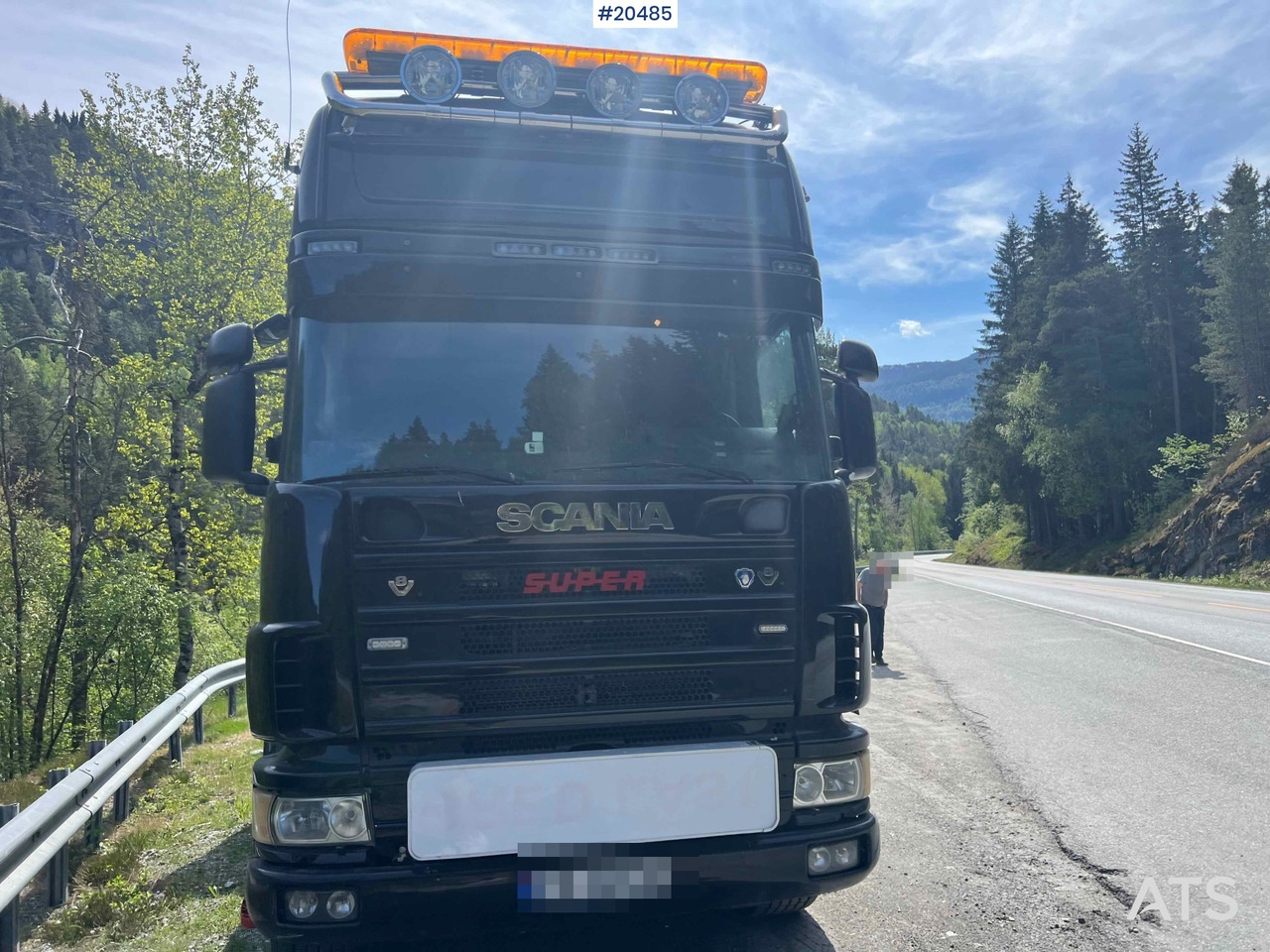 Nyergesvontató Scania R144: 7 kép. Nyergesvontató Scania R144: 7 kép.