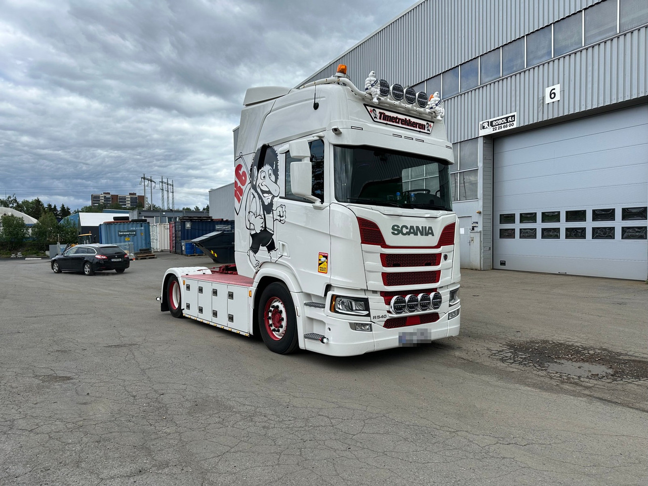 Scania R540 - Nyergesvontató: 1 kép. Scania R540 - Nyergesvontató: 1 kép.