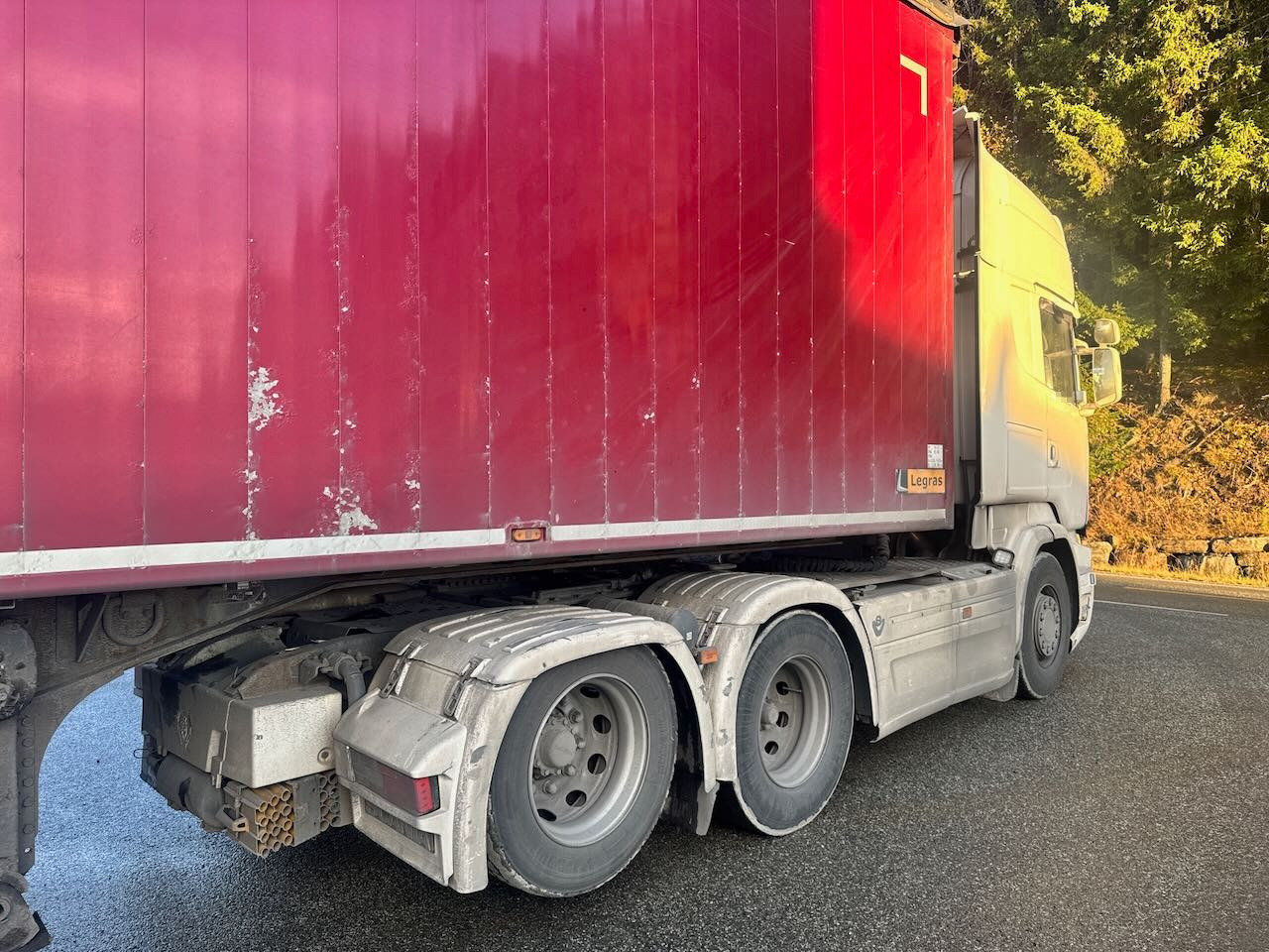 Scania R580 6x2 Trekkvogn m/ hydraulikk - Nyergesvontató: 4 kép. Scania R580 6x2 Trekkvogn m/ hydraulikk - Nyergesvontató: 4 kép.