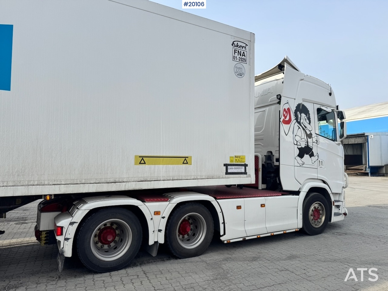 Scania S590 - Nyergesvontató: 5 kép. Scania S590 - Nyergesvontató: 5 kép.