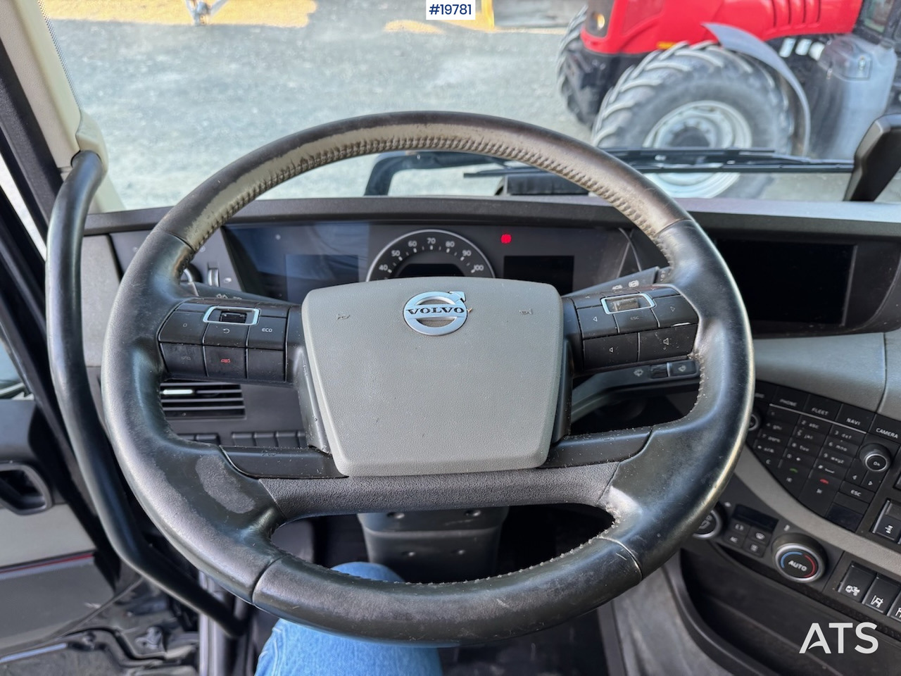Nyergesvontató Volvo FH 540: 28 kép.
