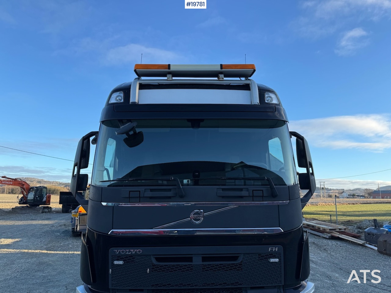 Nyergesvontató Volvo FH 540: 11 kép.