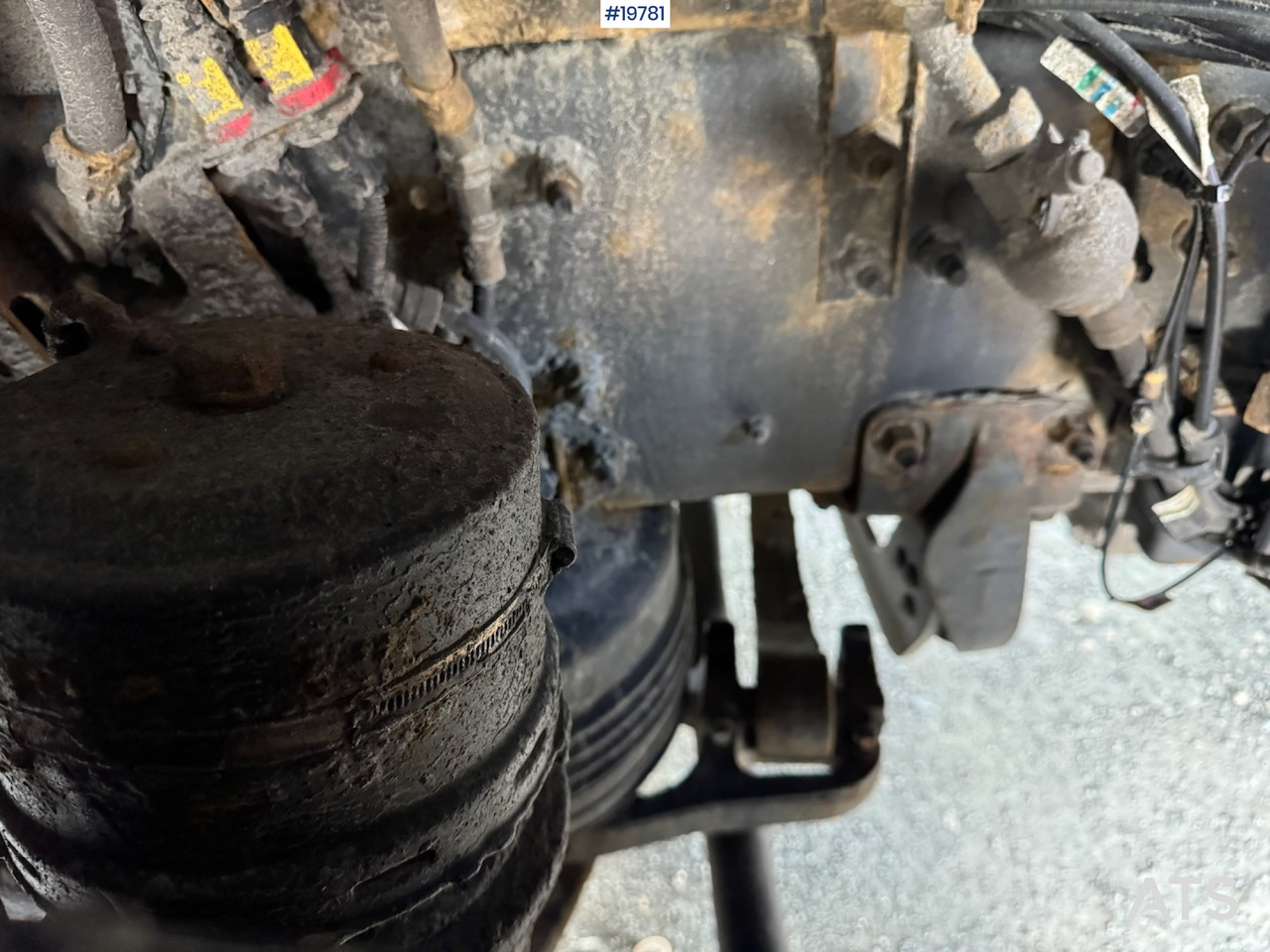Nyergesvontató Volvo FH 540: 13 kép.