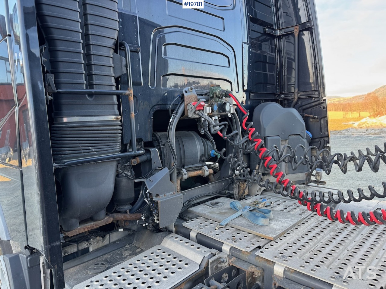 Nyergesvontató Volvo FH 540: 14 kép.
