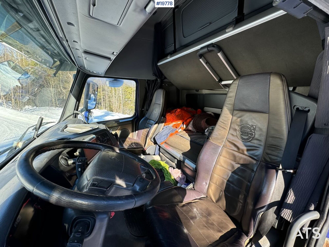 Nyergesvontató Volvo FH16 750: 26 kép.