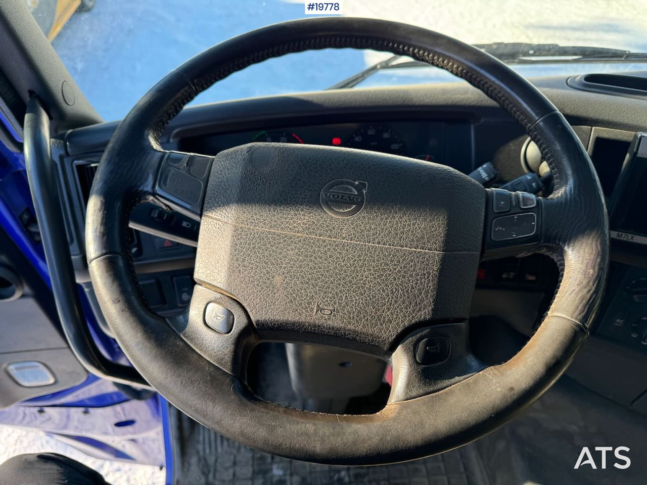 Nyergesvontató Volvo FH16 750: 32 kép.