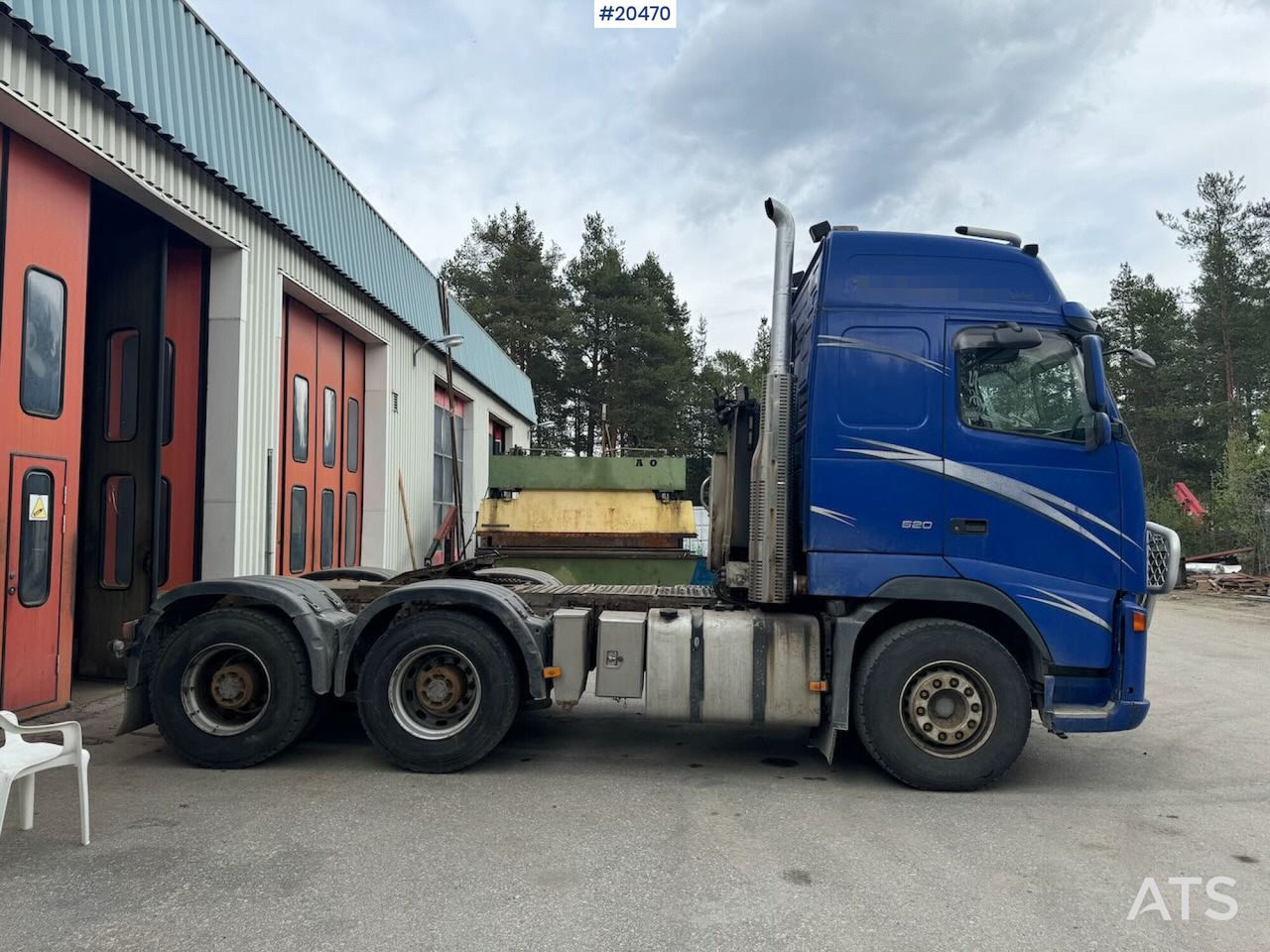 Volvo FH520 - Nyergesvontató: 3 kép. Volvo FH520 - Nyergesvontató: 3 kép.