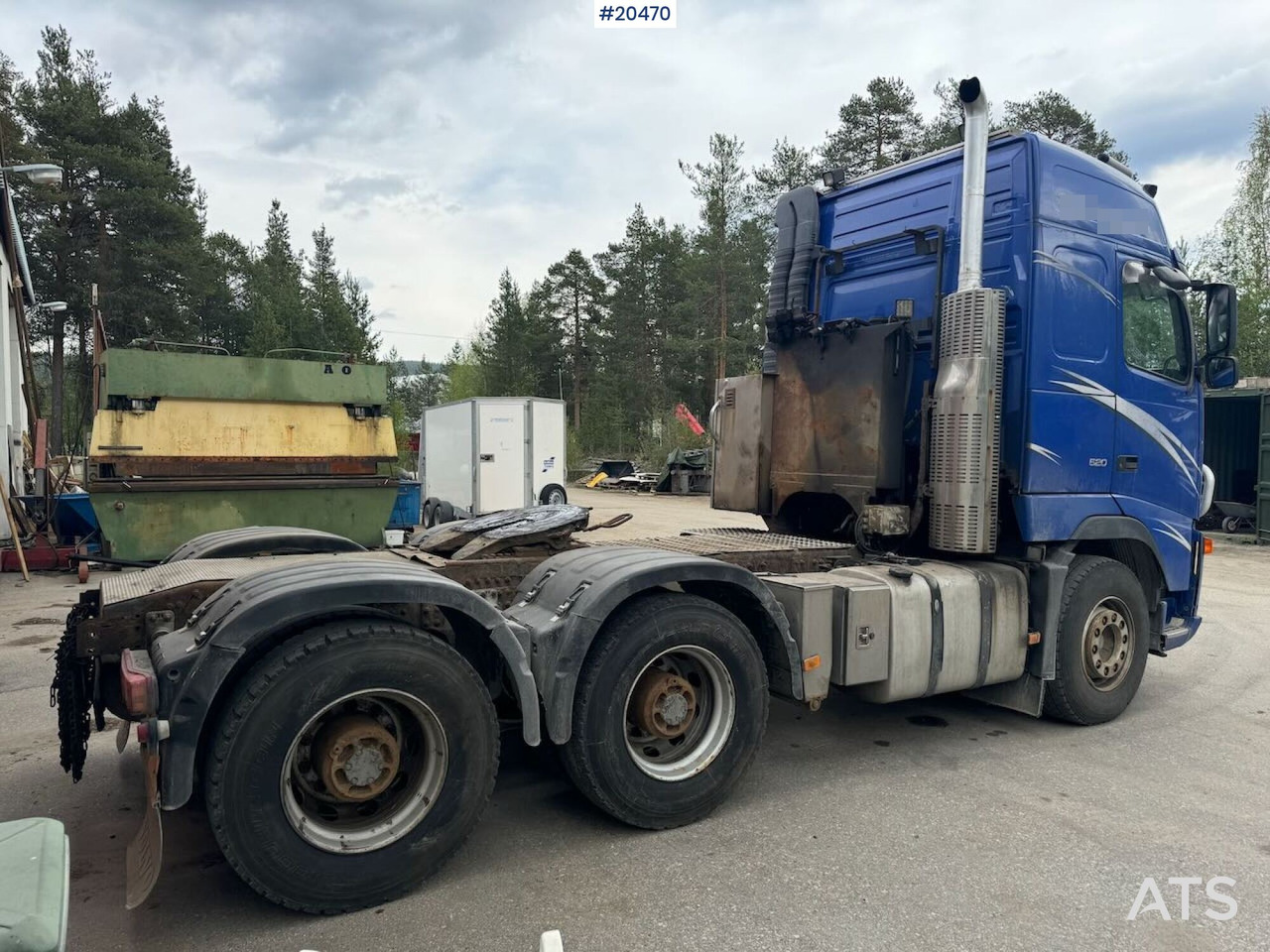 Volvo FH520 - Nyergesvontató: 4 kép. Volvo FH520 - Nyergesvontató: 4 kép.